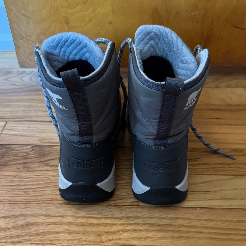 Sorel Gray and Black Winter Boots - Picture 2 of 4